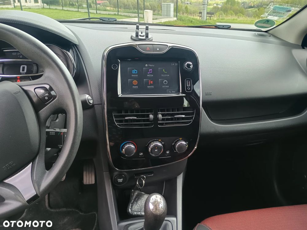 Renault Clio 1.2 16V 75 LIMITED - 36
