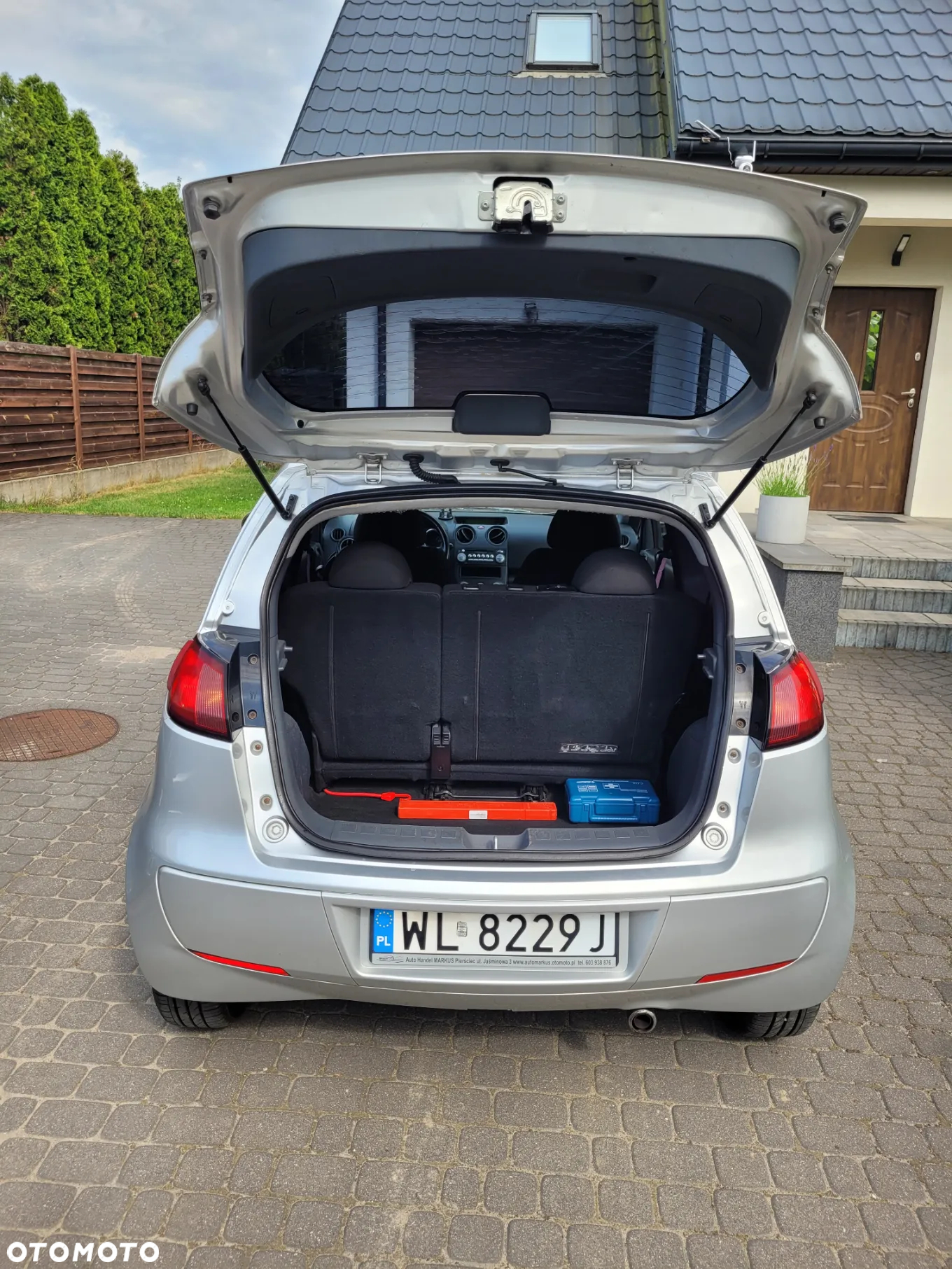 Mitsubishi Colt - 14