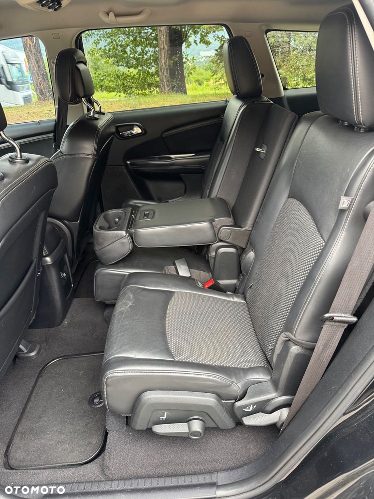 Dodge Journey - 11