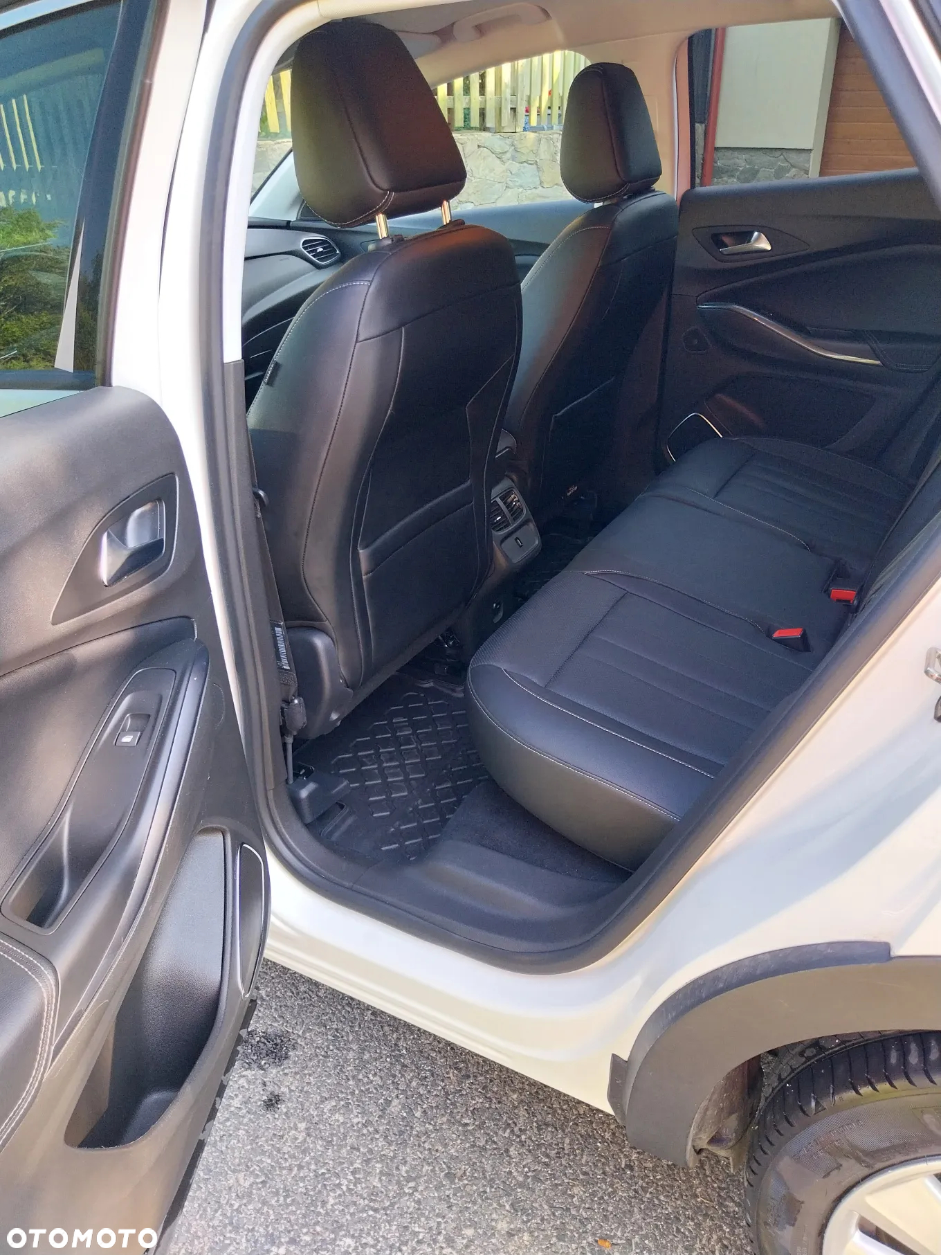 Opel Grandland X - 12