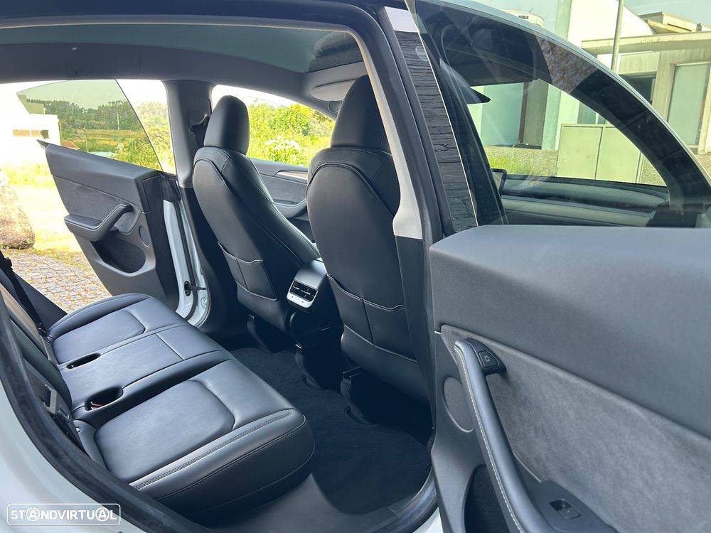 Tesla Model Y Tração Traseira - 16