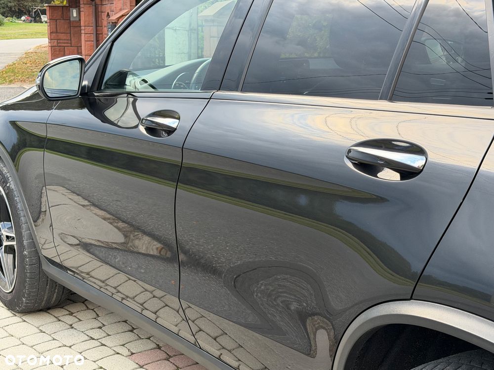 Mercedes-Benz GLC 220 d 4Matic 9G-TRONIC - 11