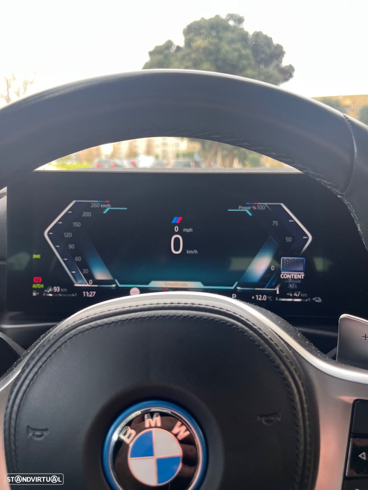 BMW 330 e Aut. M Sport - 25