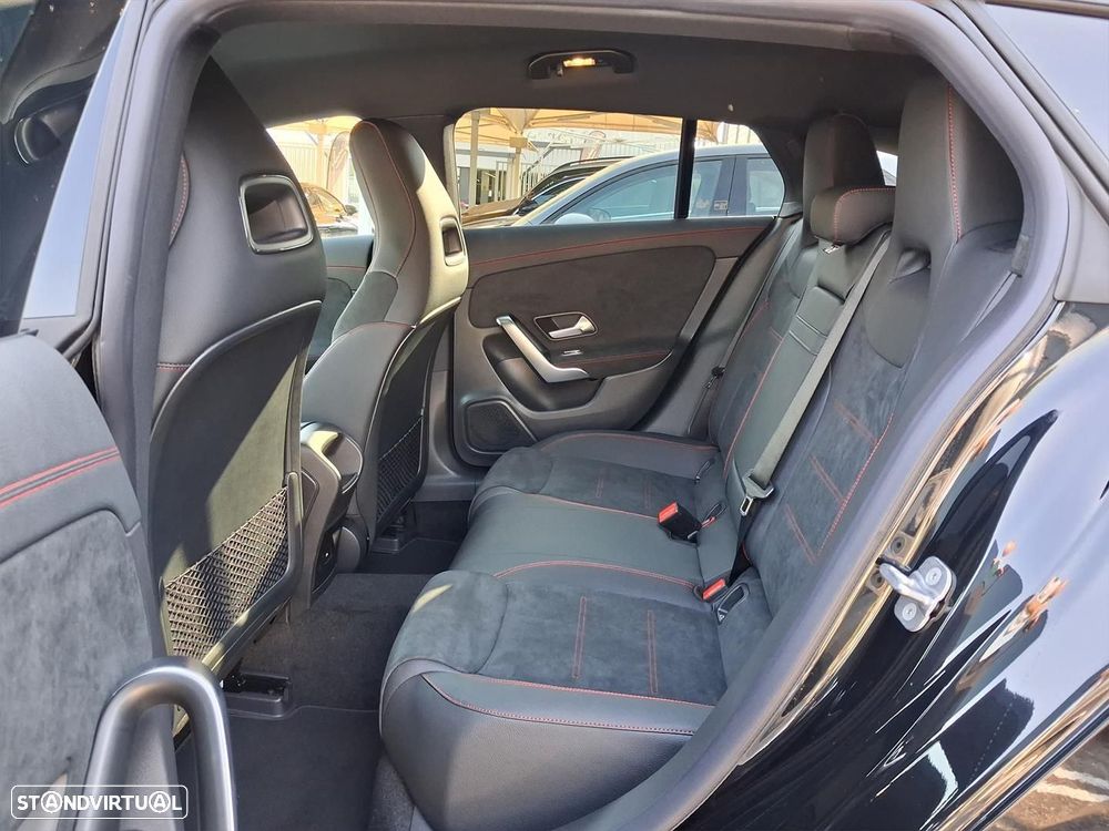 Mercedes-Benz CLA 250 e Shooting Brake AMG Line - 12