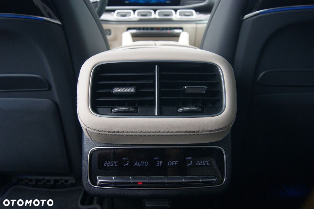 Mercedes-Benz GLS - 19