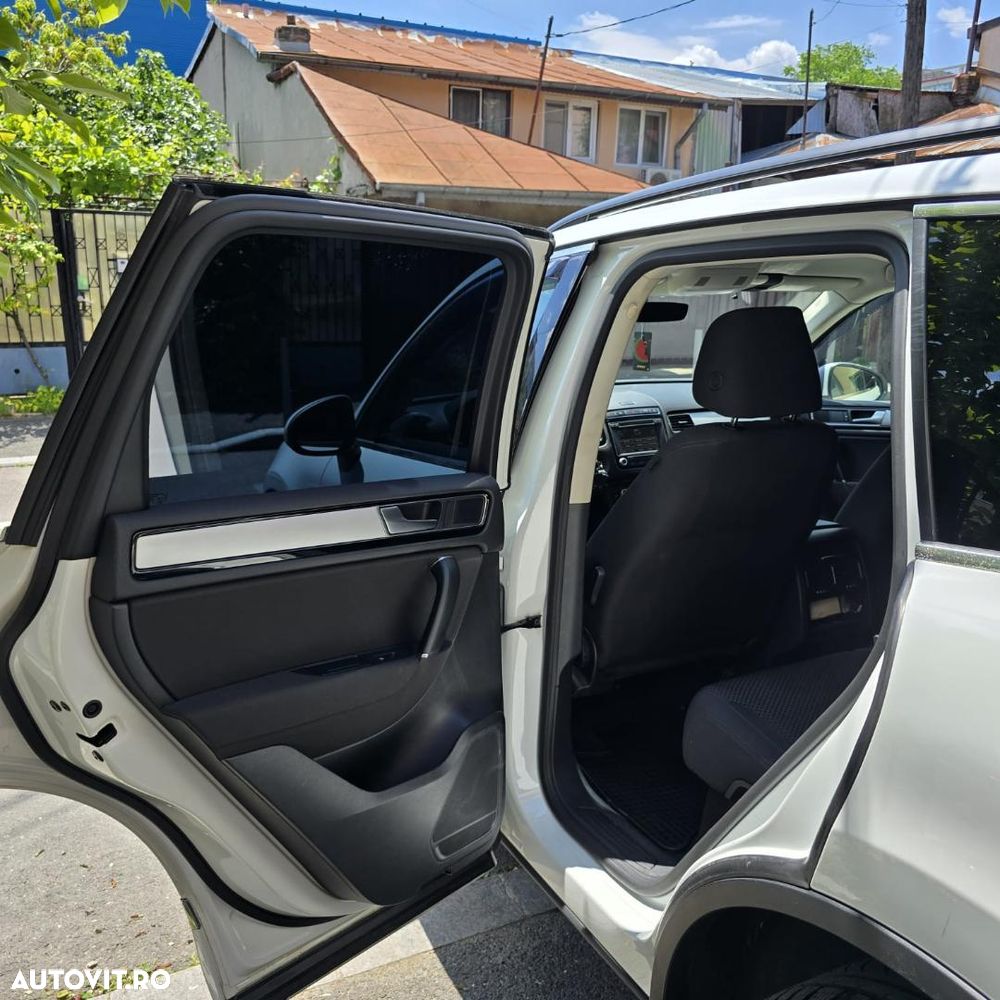 Volkswagen Touareg V6 TDI BMT Mountain Plus - 12