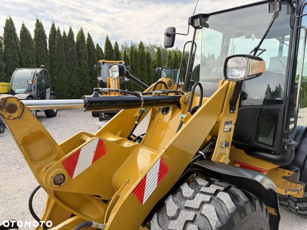 Caterpillar CAT 906 H / ŁADNA / SILNA / ORYGINAŁ  / ZADBANA / SPROWADZONA Z NIEMIEC / MAŁE GABARYTY / BEZ DPF I ADBLUE / 60 70 M 506 509 L30 L35 908 907 320 318 750 850 - 32
