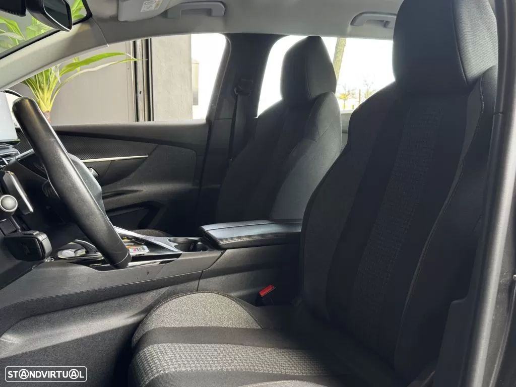 Peugeot 5008 BlueHDI 130 EAT8 Active Pack - 25