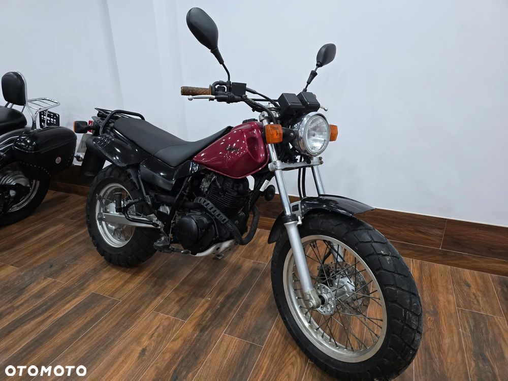 Yamaha TW - 10