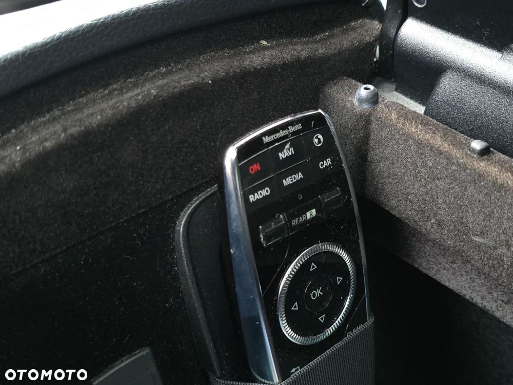 Mercedes-Benz Klasa S 350 (BlueTEC) d 4-Matic L 7G-TRONIC - 28