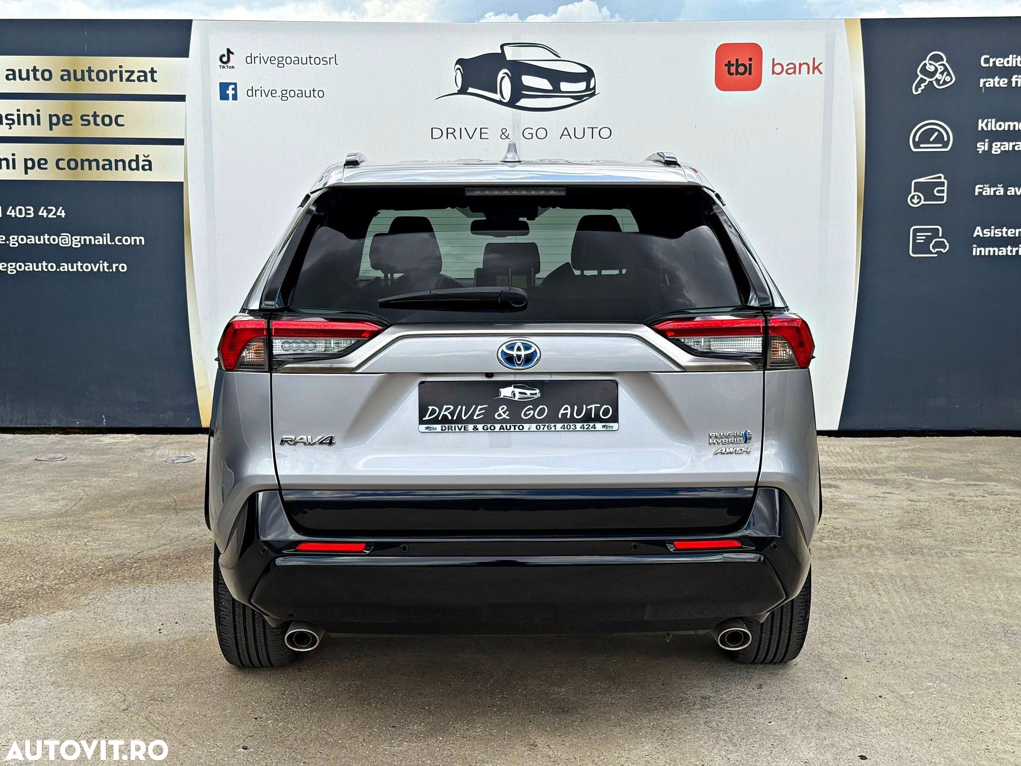 Toyota RAV4 2.5 PHEV VVT-iE 4x4 Style Bi-Tone - 6