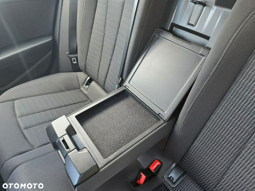 Audi A4 Limousine - 25