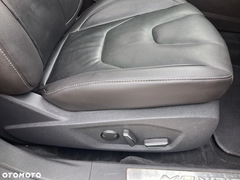 Ford Mondeo 2.0 EcoBlue Titanium - 21
