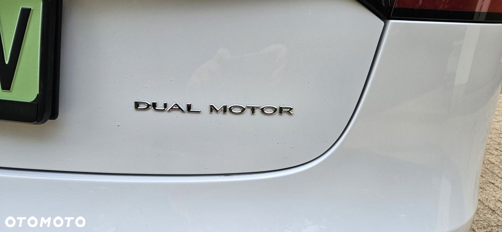 Tesla Model 3 - 21