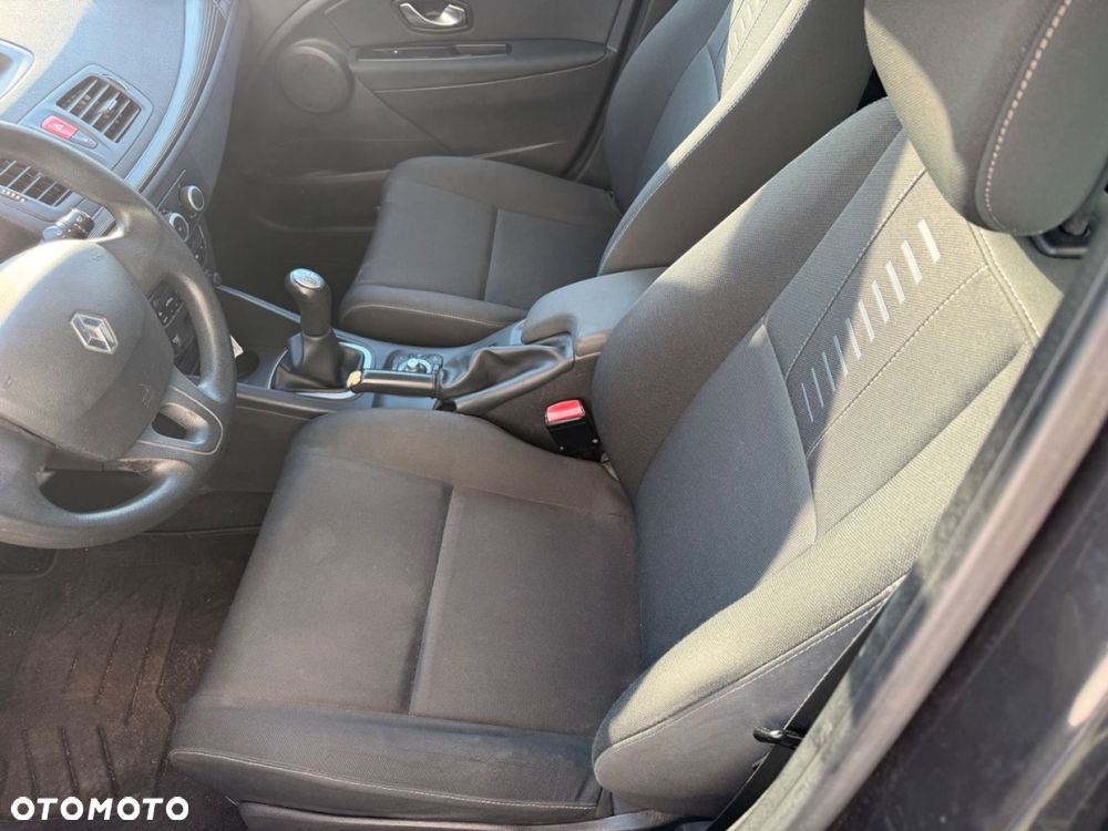 Renault Megane - 11