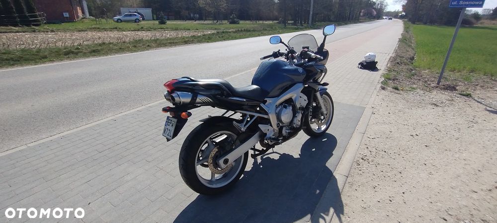 Yamaha FZ6 - 5