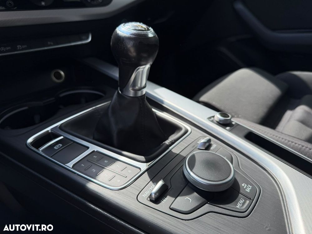 Audi A4 Limuzina 2.0 TDI - 13