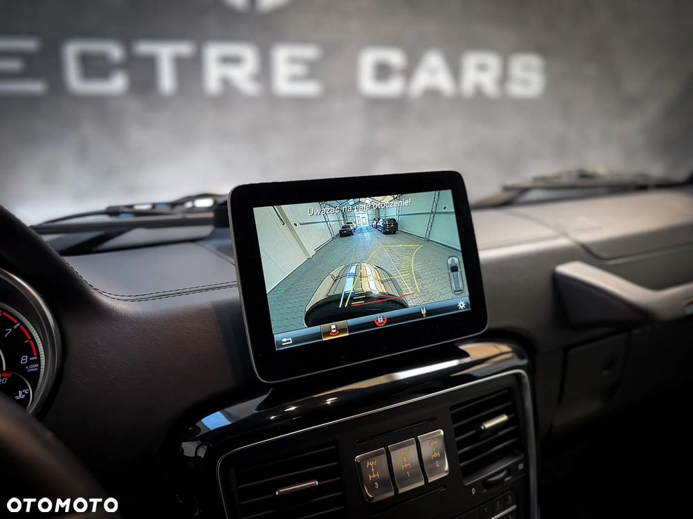 Mercedes-Benz Klasa G AMG 63 AMG SPEEDSHIFT 7G-TRONIC - 22