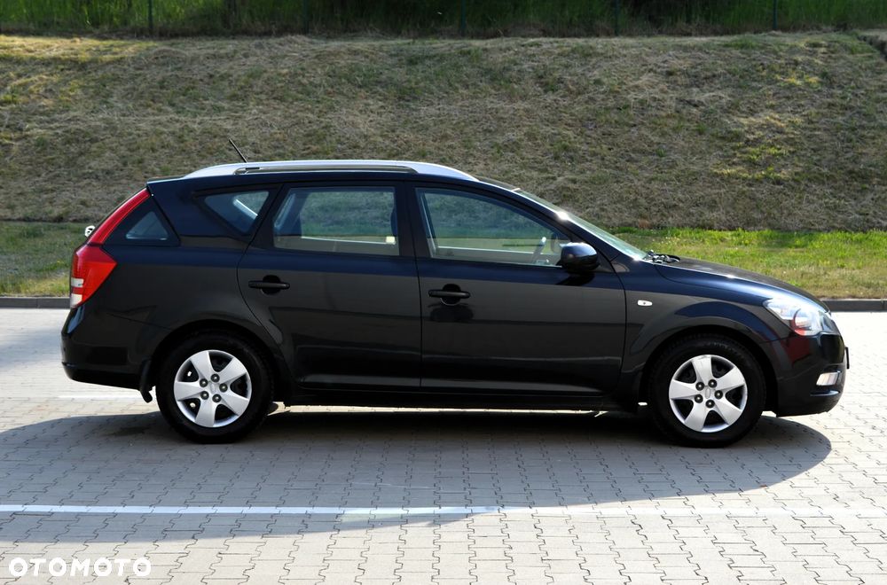 Kia Ceed 1.6 Comfort + - 27