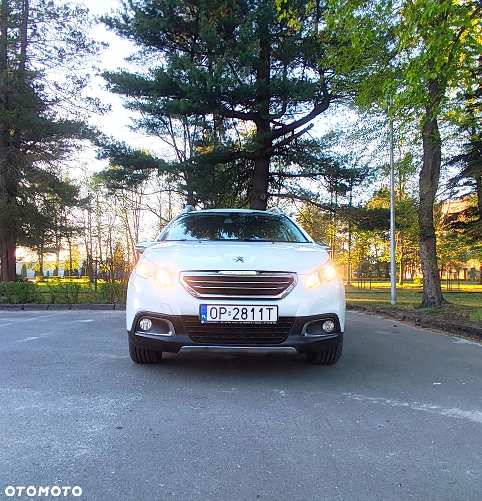 Peugeot 2008 1.6 e-HDi Allure S&S - 2