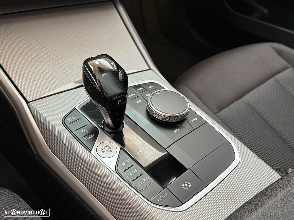 BMW 318 d Line Sport Shadow Auto - 5