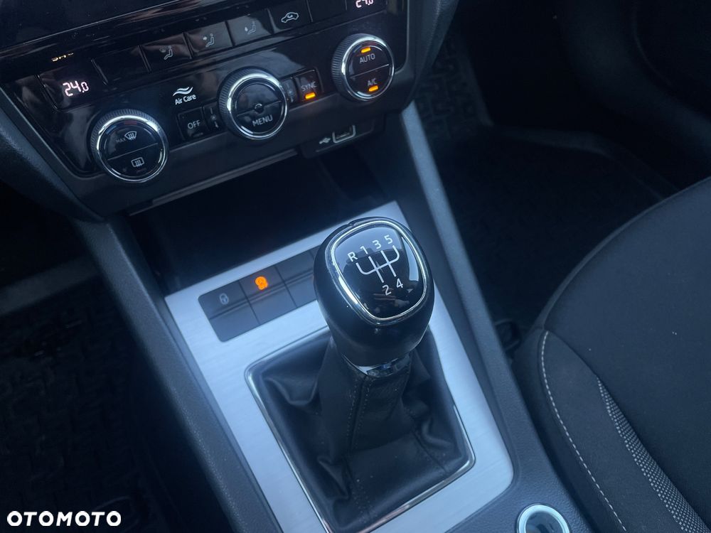 Skoda Octavia - 16