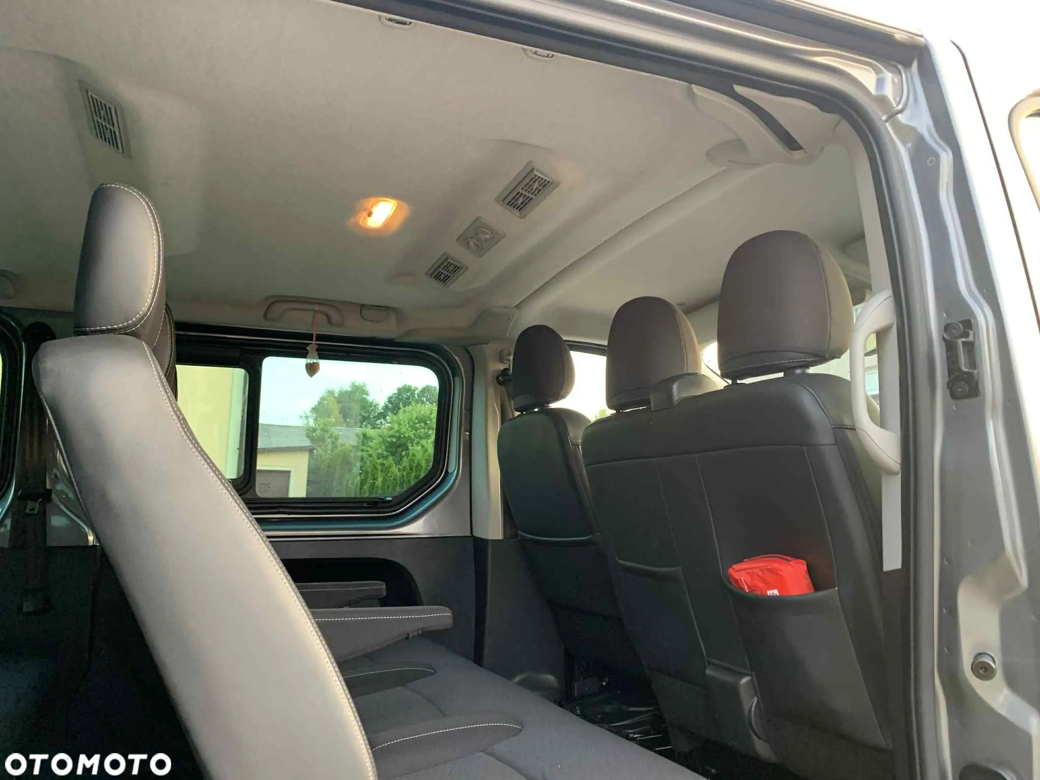 Opel Vivaro - 22