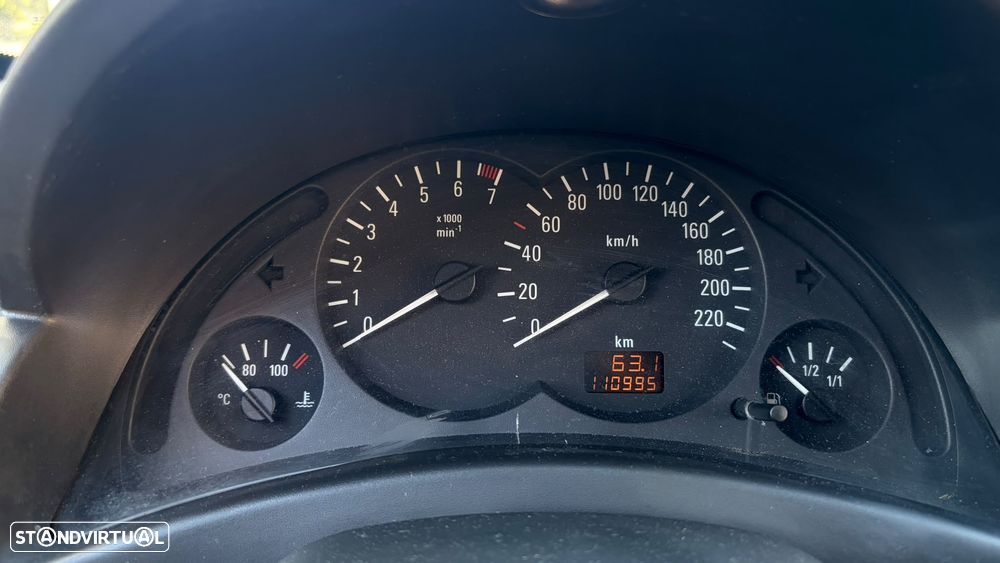 Opel Corsa 1.2 16V Confort - 7