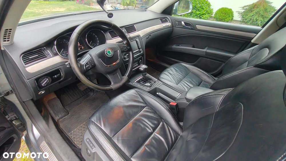 Skoda Superb 1.8 TSI DSG Elegance - 15