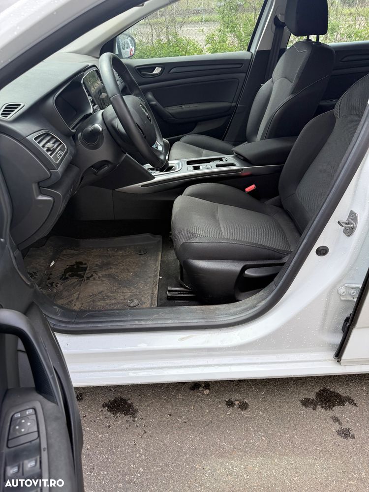 Renault Megane TCe GPF EDC Intens - 8