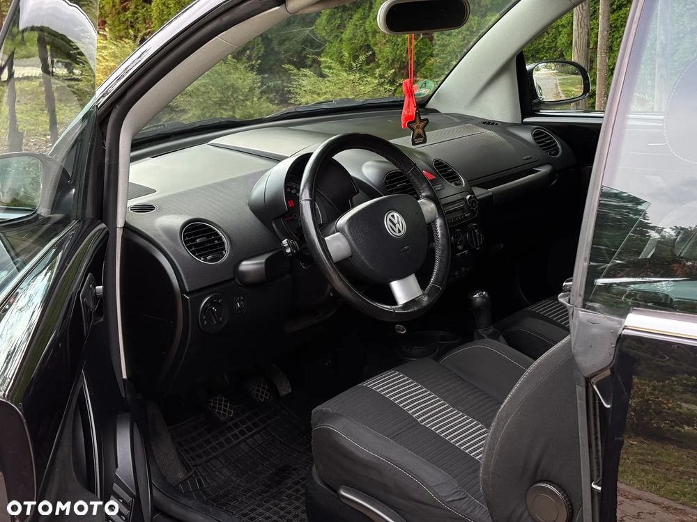 Volkswagen New Beetle 1.6 Freestyle - 11