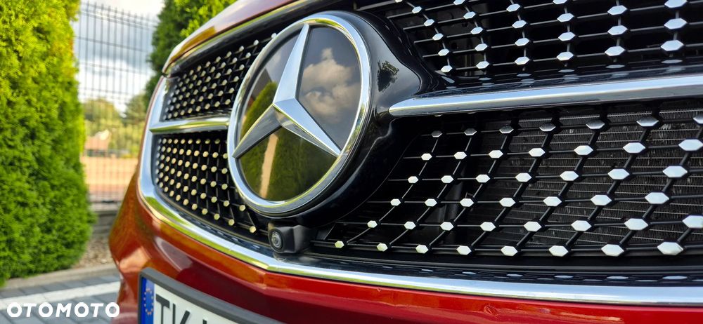 Mercedes-Benz Klasa V 300 d 4-Matic Exclusive 9G-Tronic (d³ugi) - 6