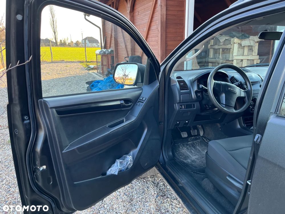 Isuzu D-Max 2.5 EC L - 7