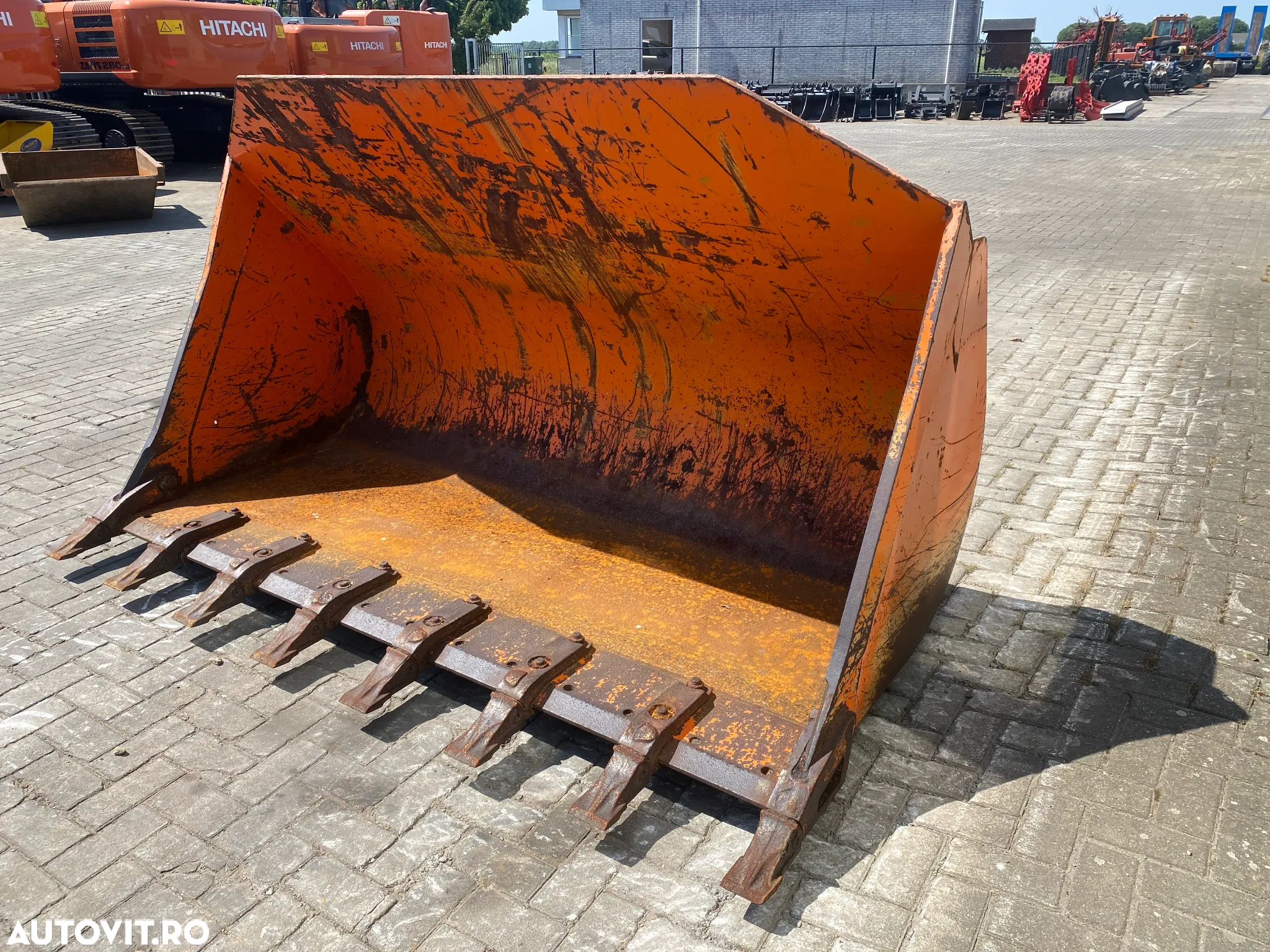 Cupa pentru incarcator frontal Fiat-Hitachi - 2