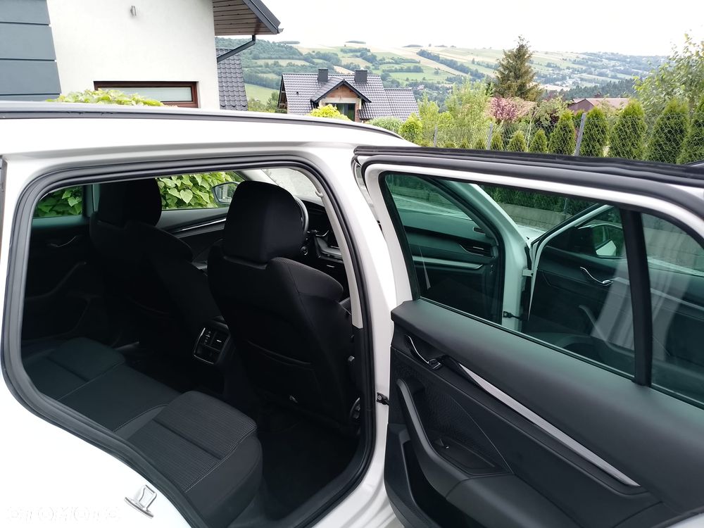Skoda Octavia 2.0 TDI 4x4 Style DSG - 12