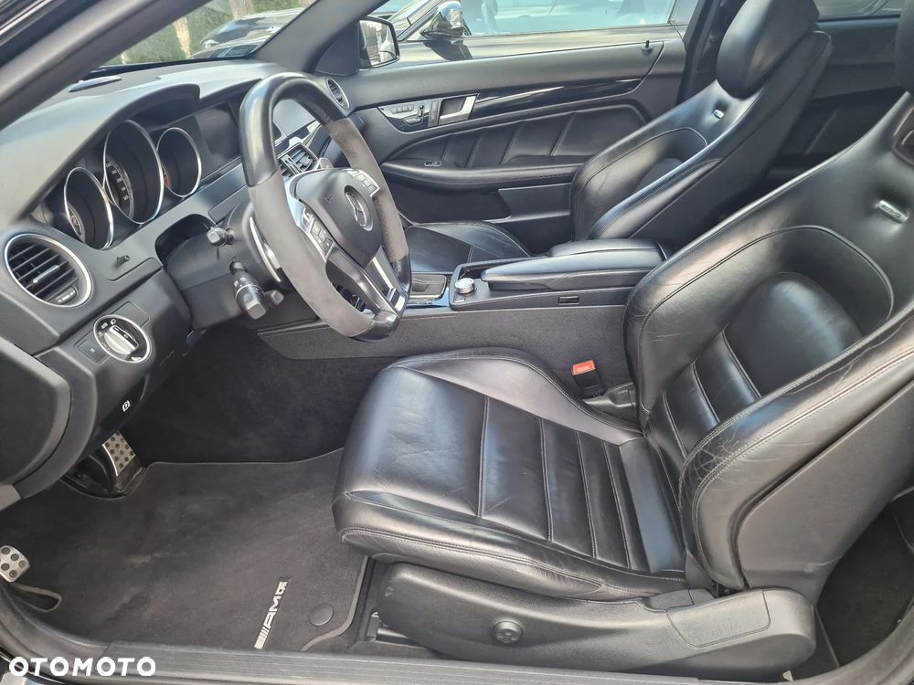 Mercedes-Benz Klasa C 63 AMG AMG SPEEDSHIFT MCT AMG Performance Package Edition 1 - 19