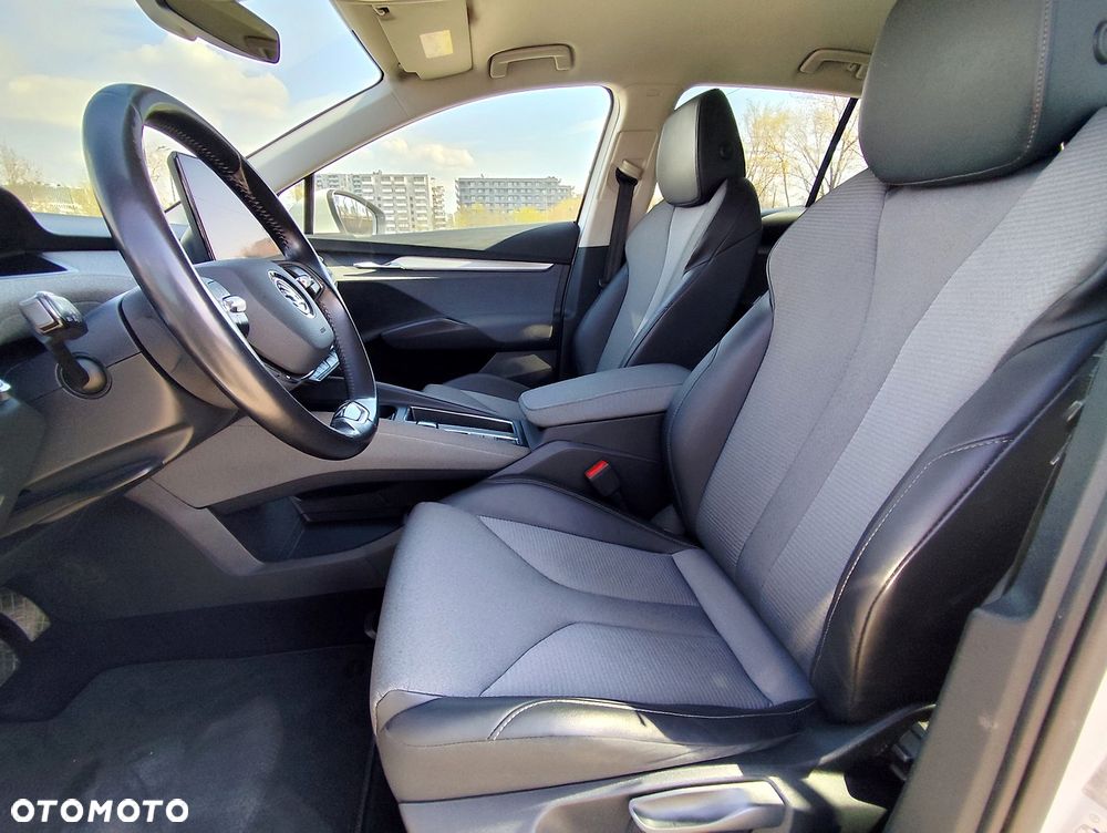 Skoda Enyaq 60 62kWh Clever - 7