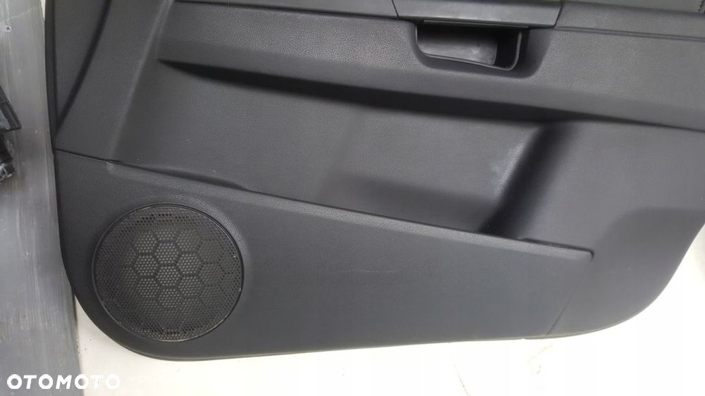 tapicerka drzwi prawa Opel Zafira B - 7