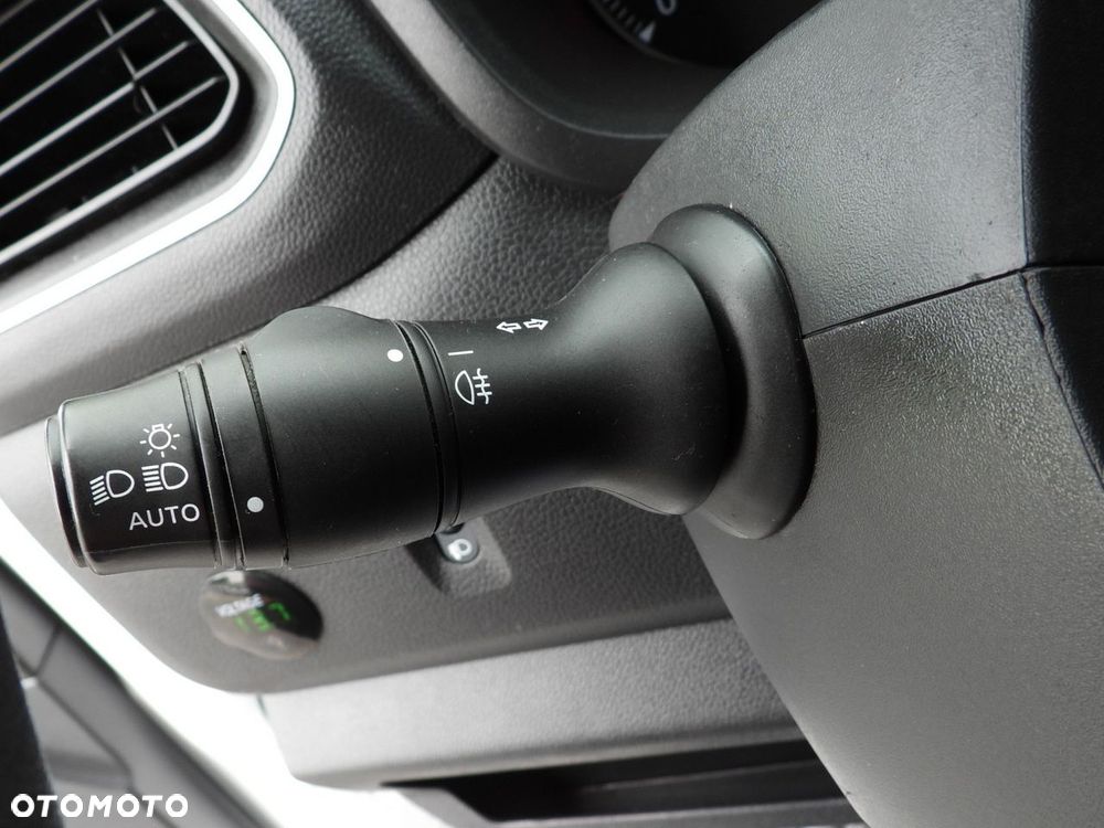 Renault MASTER  PLANDEKA 10 PALET WEBASTO TEMPOMAT LEDY PNEUMATYKA KLIMATYZACJA  165KM - 27