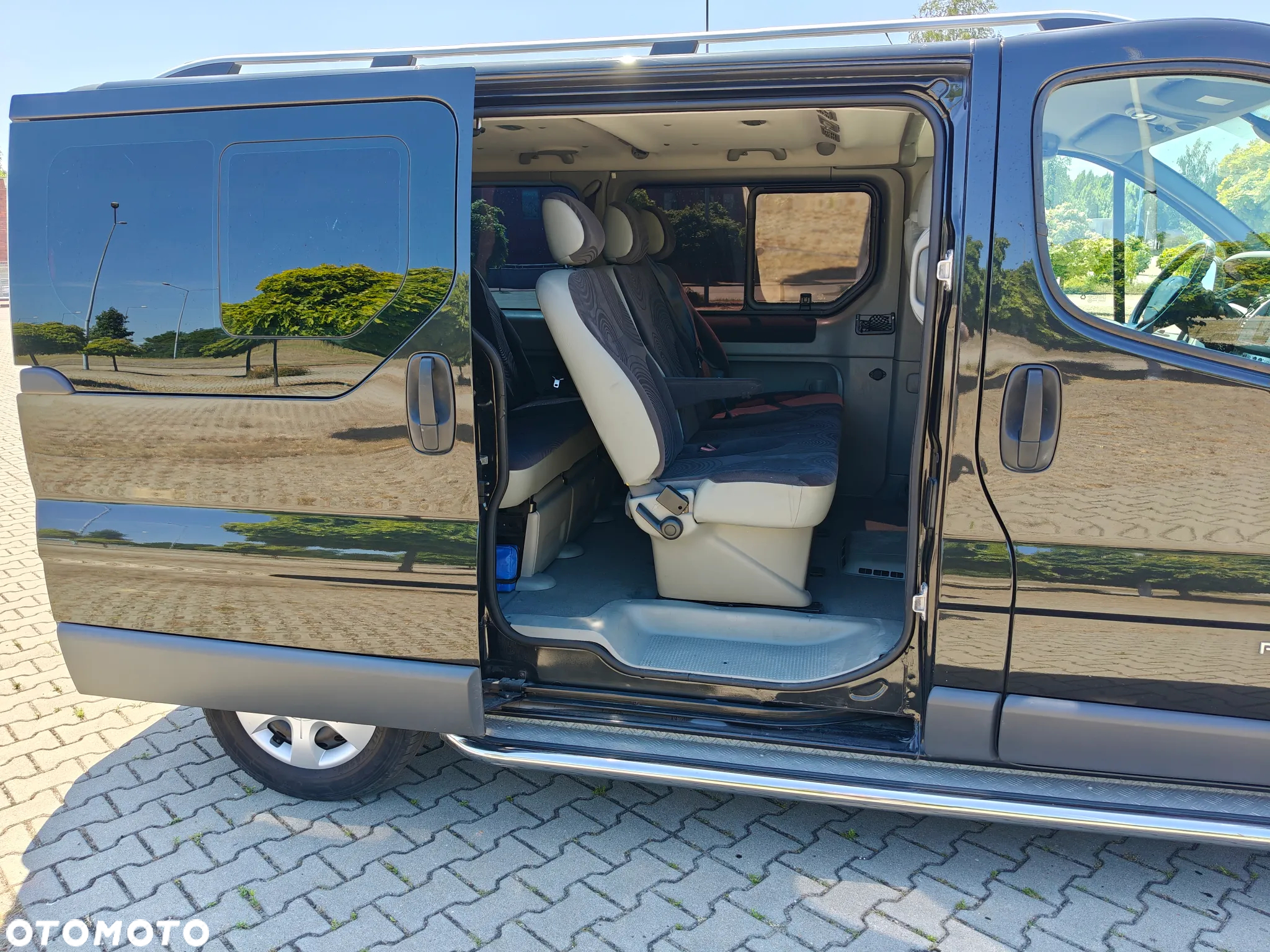 Renault Trafic L1H1 Passenger Lux - 12