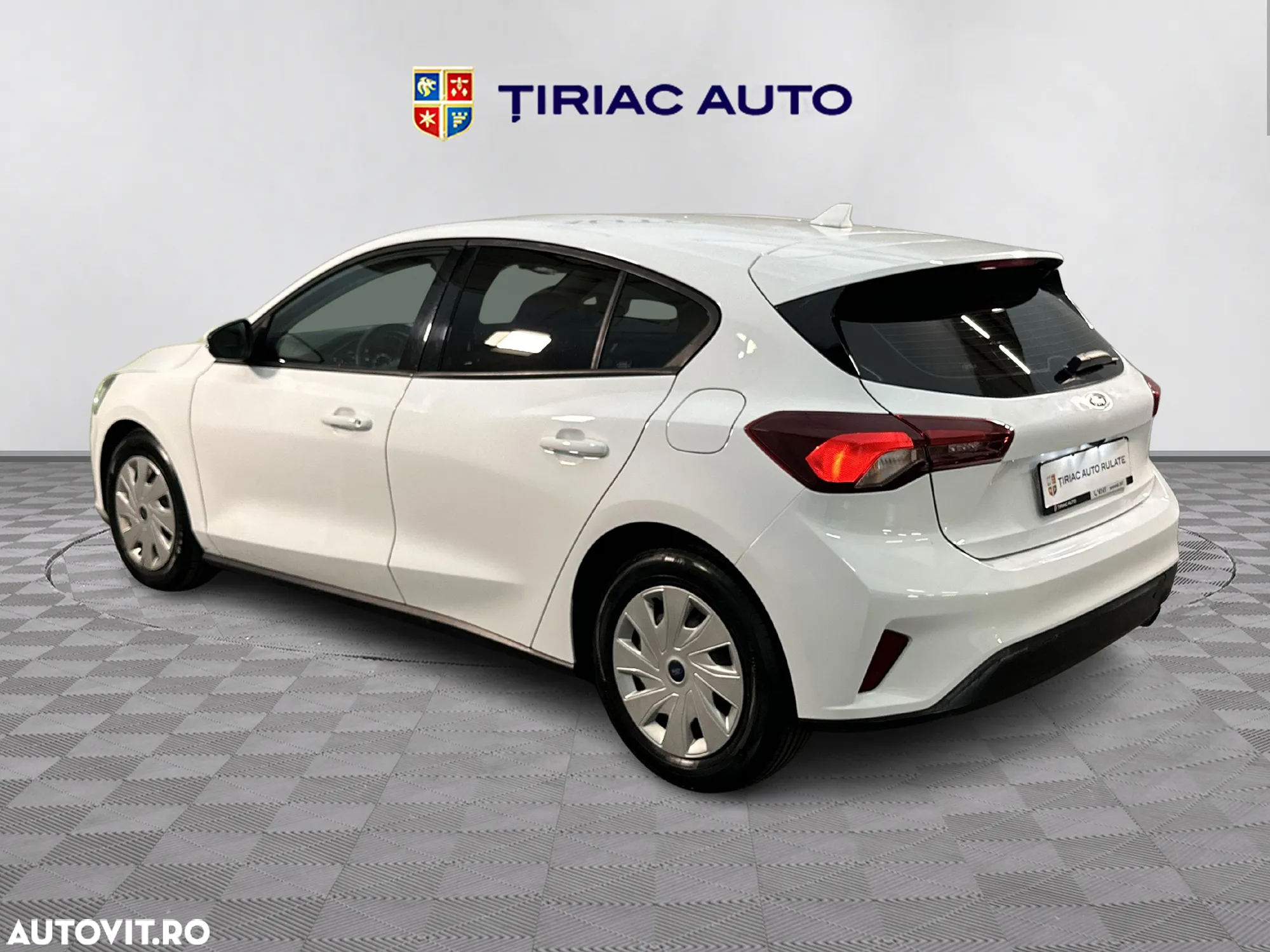 Ford Focus - 3
