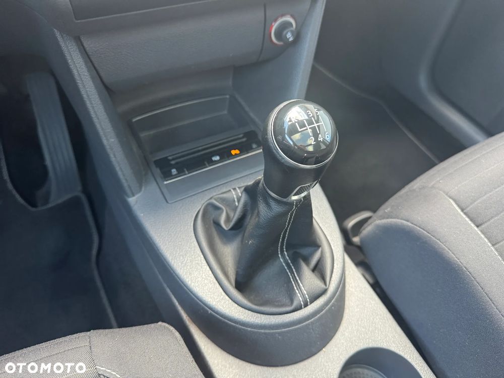 Volkswagen Touran 1.4 TSI Cup - 14
