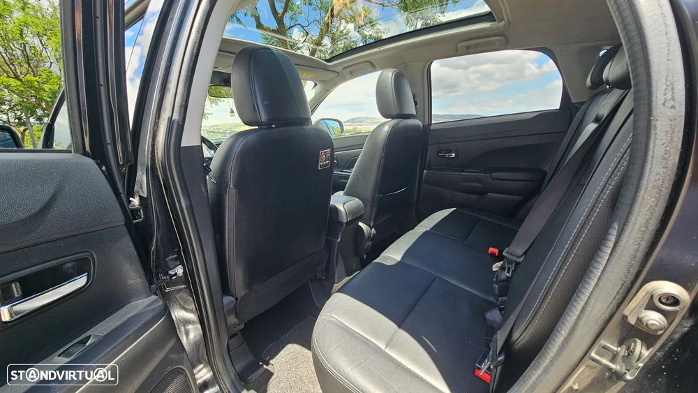 Mitsubishi ASX 1.6 DI-D Instyle Connect Edition - 24