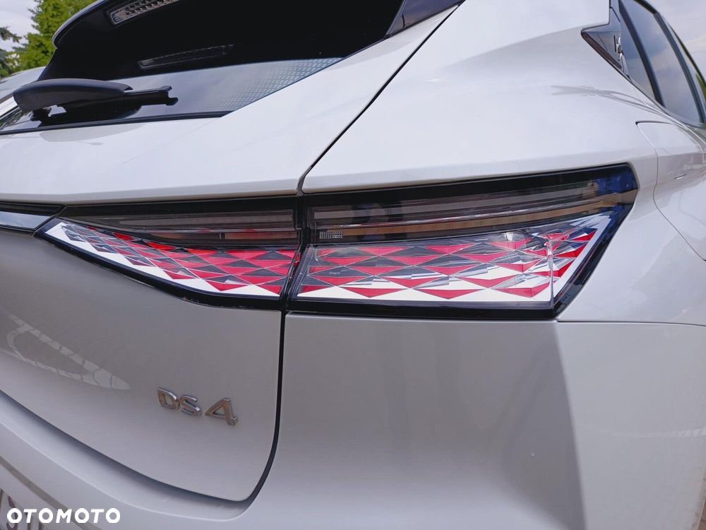 DS Automobiles DS 4 1.6 PureTech Performance Line + - 8