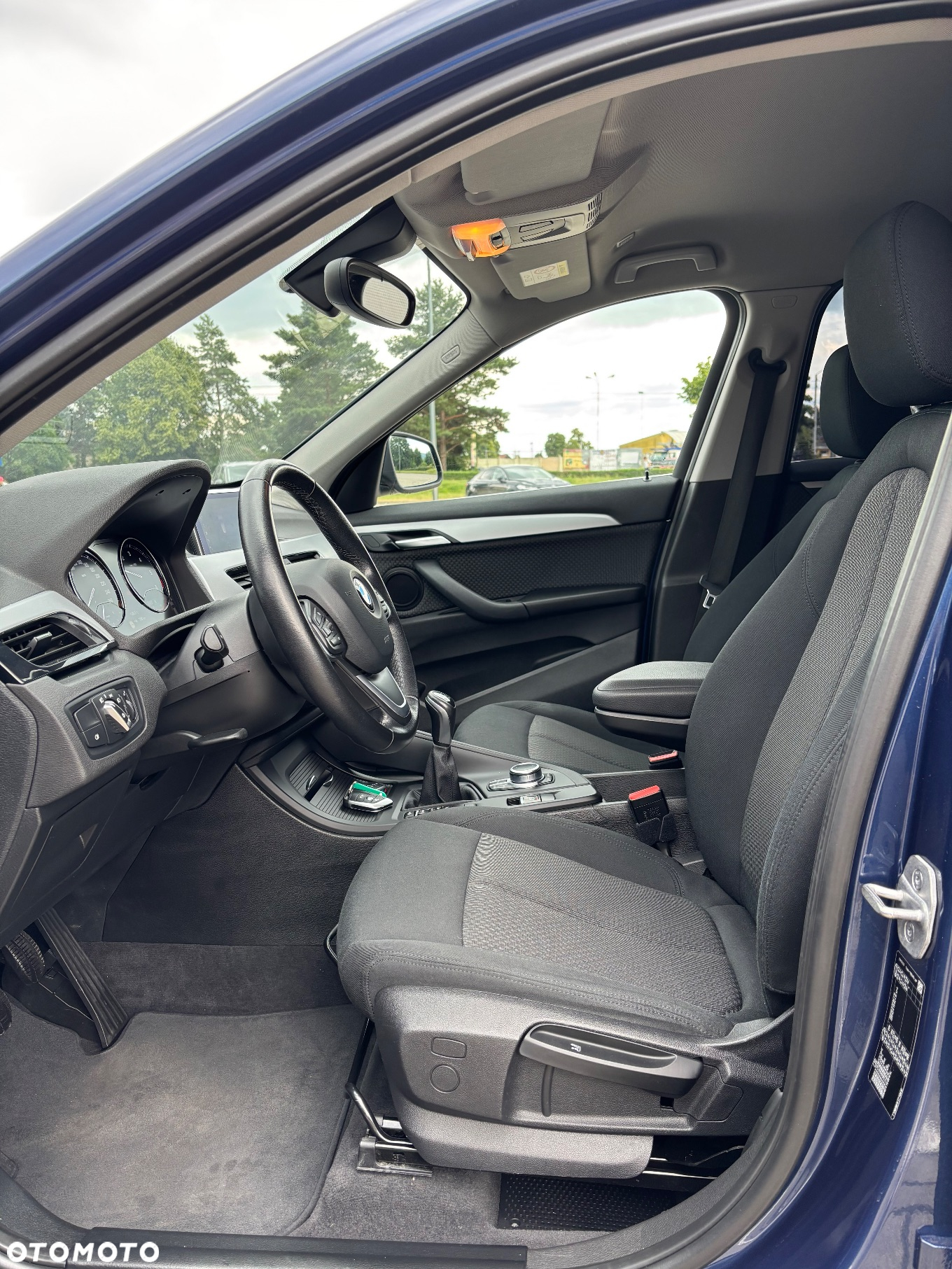 BMW X1 sDrive16d - 12