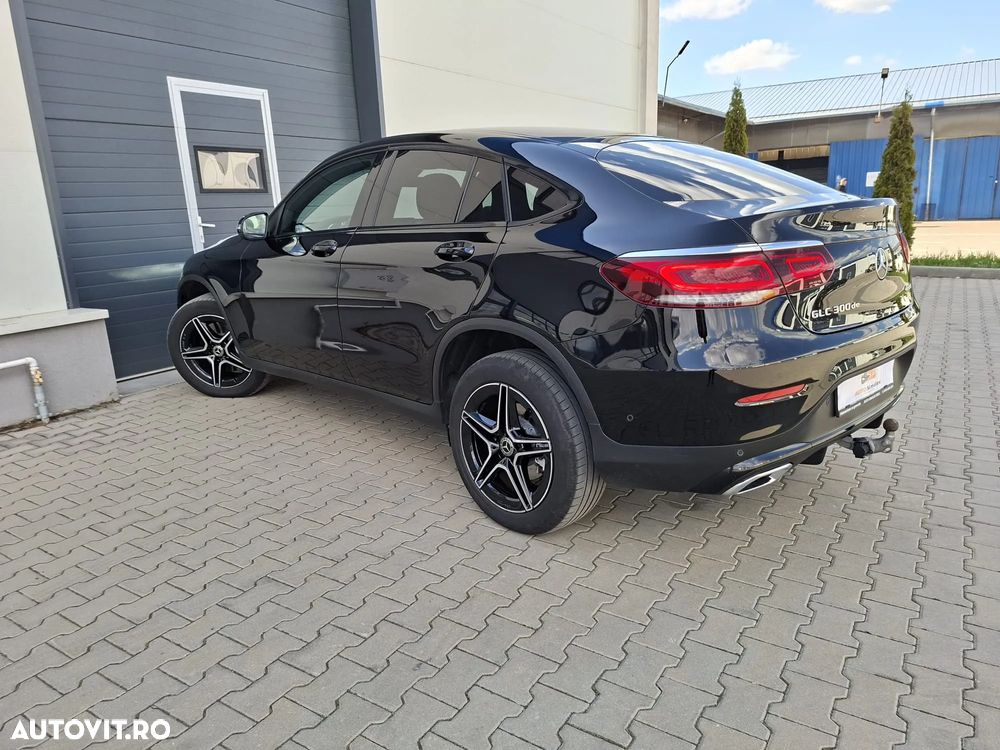 Mercedes-Benz GLC Coupe 300 de 4Matic 9G-TRONIC AMG Line - 5