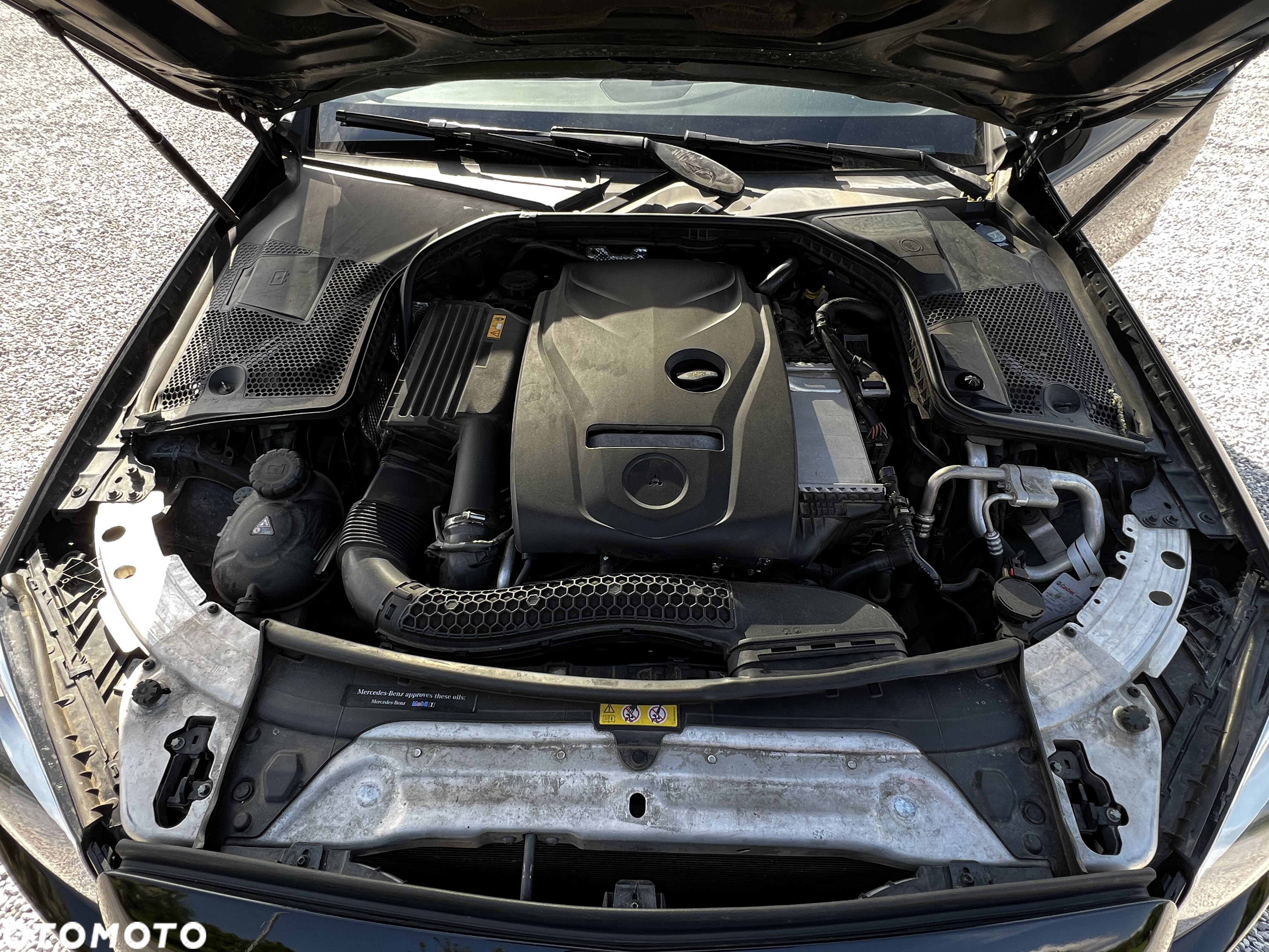 Mercedes-Benz Klasa C 300 9G-TRONIC - 8