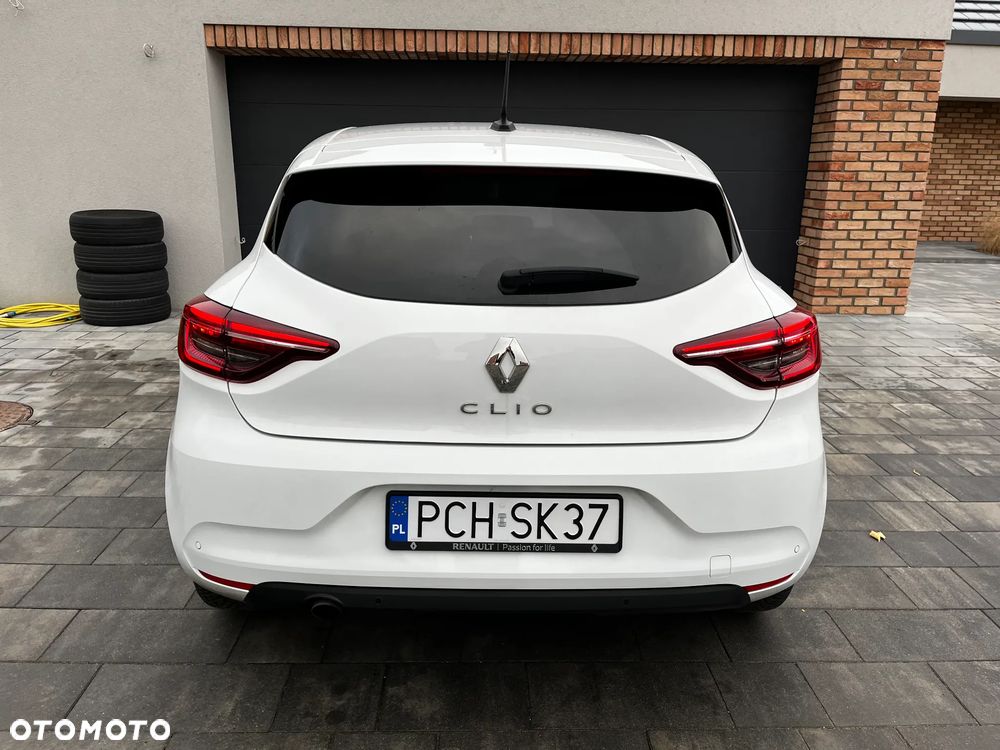 Renault Clio - 10