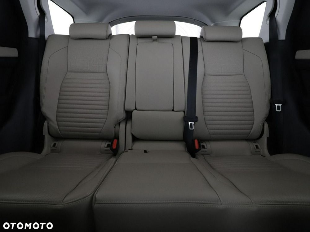 Land Rover Discovery Sport 2021