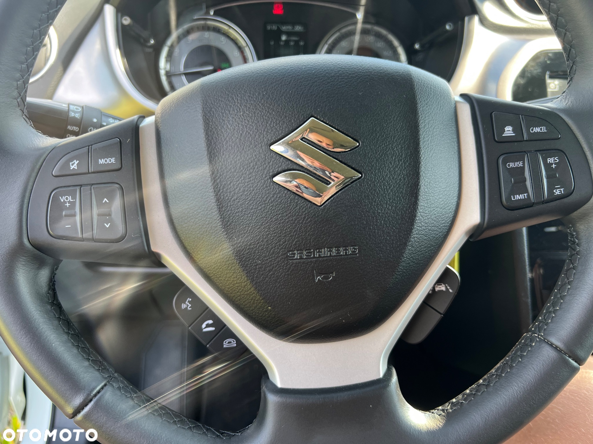 Suzuki Vitara 1.4 Boosterjet Hybrid Allgrip Comfort - 21